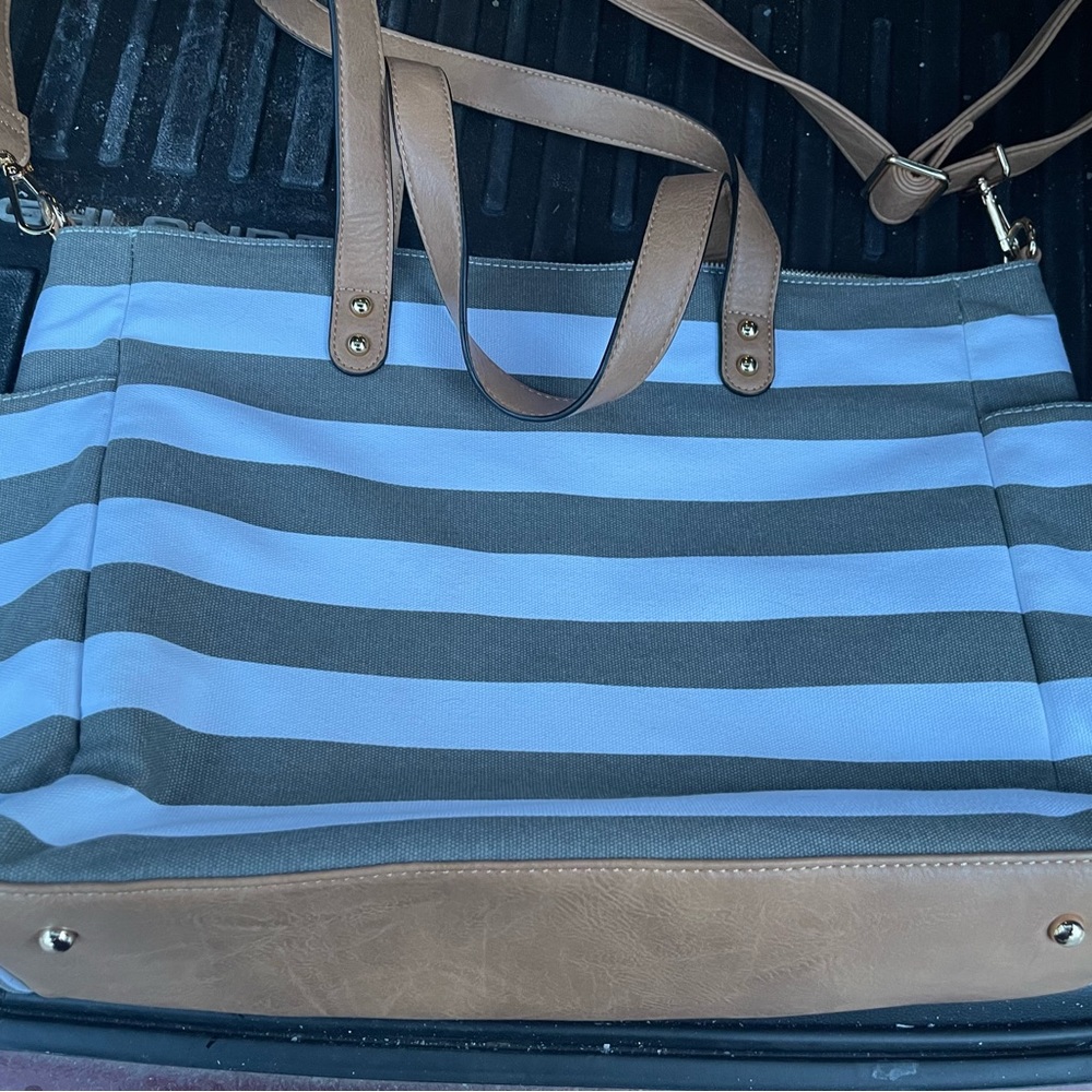 White Elm Aquila Tote